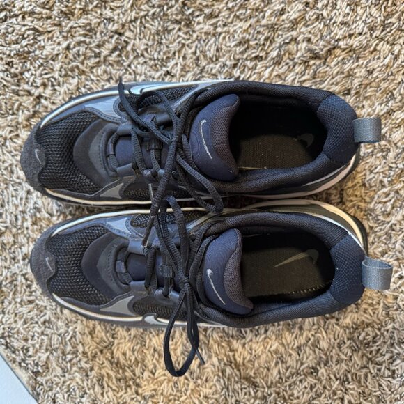 Nike Air Max Bliss sneakers in black and silver Women's size 8.5 - Picture 7 of 10